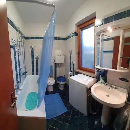 Andy Zona Tranquilla Vicino Centro E 아파트 *