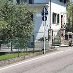 Andy Zona Tranquilla Vicino Centro E شقة *